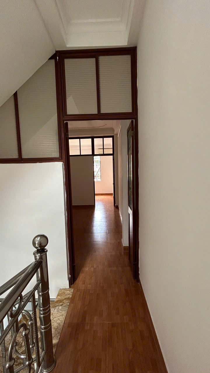 Cho thuê nhà ngõ Văn Chương, 3 tầng x 35m2, 3 ngủ, 10 Triệu rất gần ô tô - Ảnh 4